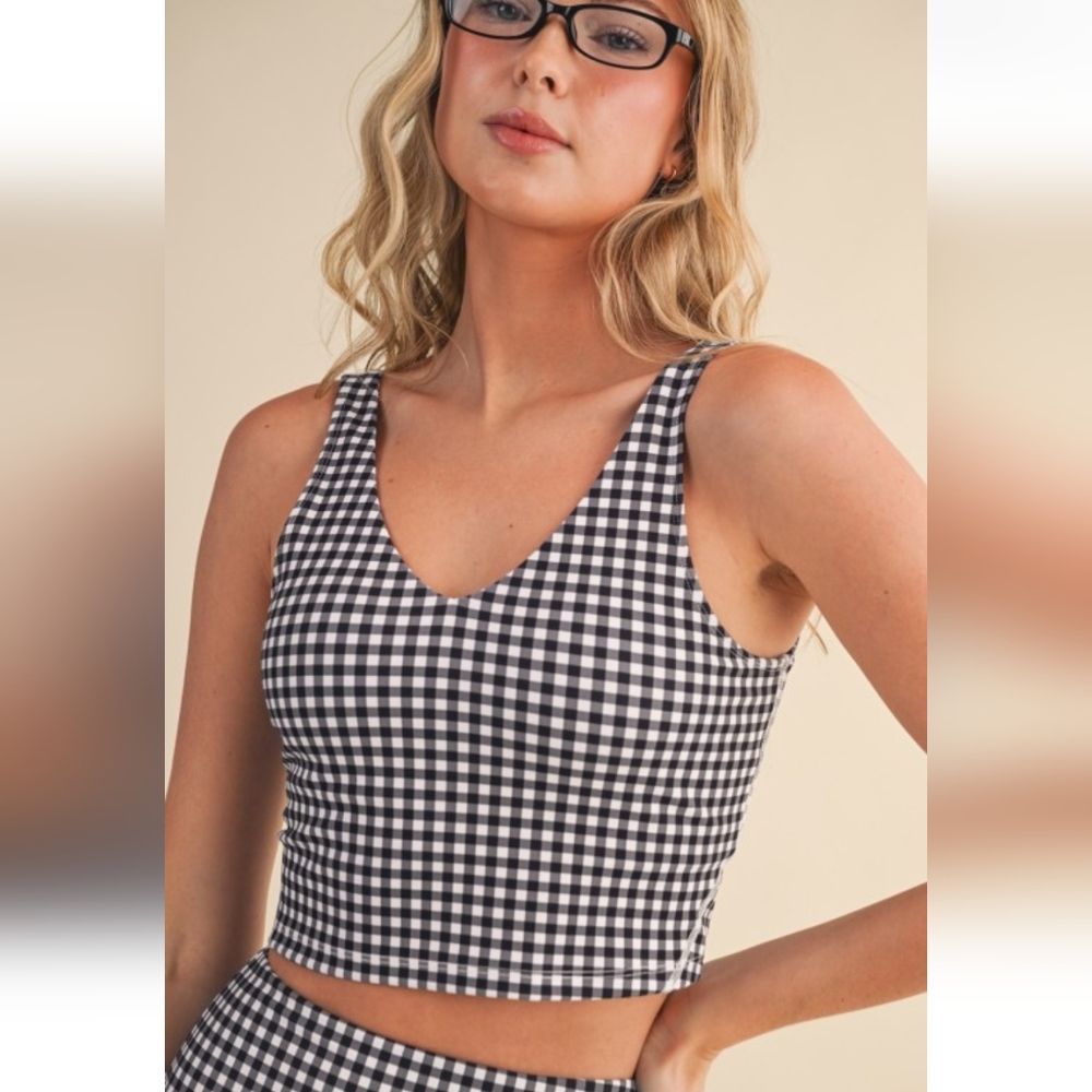 🏁 Gingham Align Tank Top - Picture 2 of 4